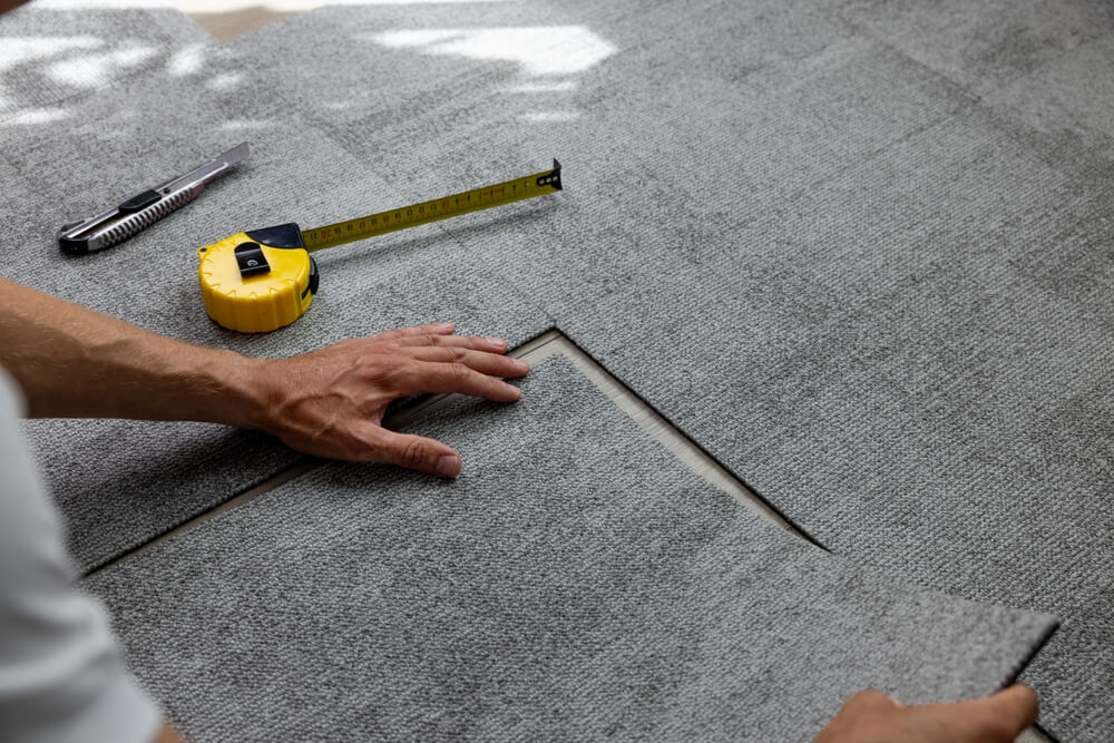 Laying Carpet Tiles 